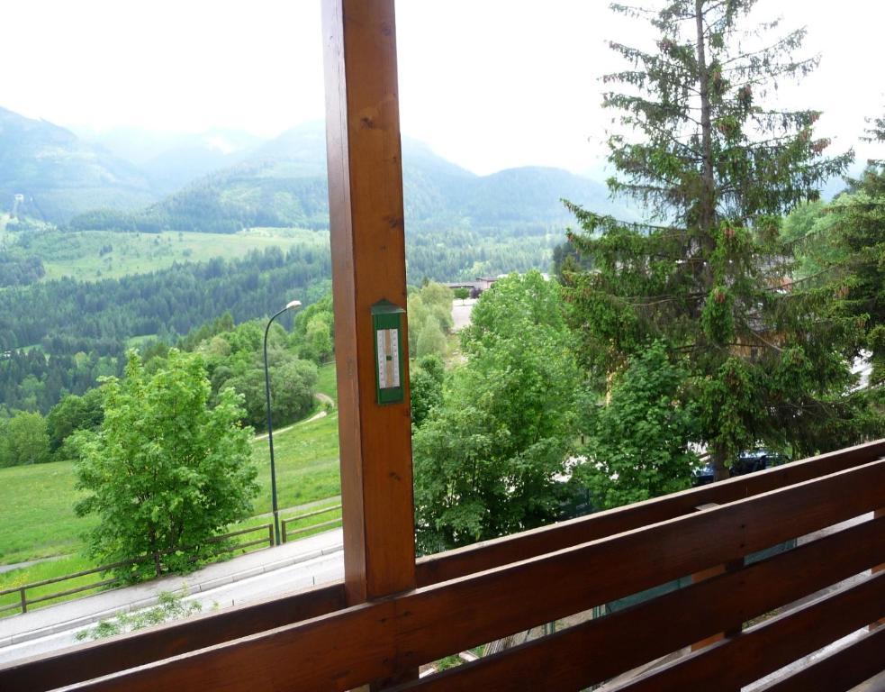 Cavalese Luxury Mountain And Sky Apartment Room photo